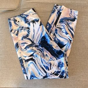 Fabletics leggings. XL. Worn once. White, blue, and blush marble print.